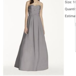 Band New David's Bridal gown